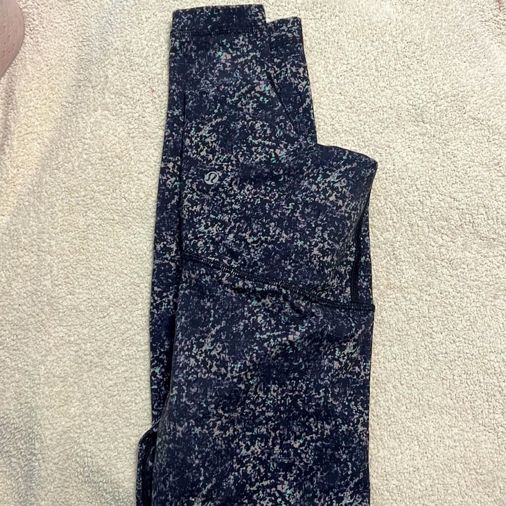Lululemon leggings! 🤍🤍
